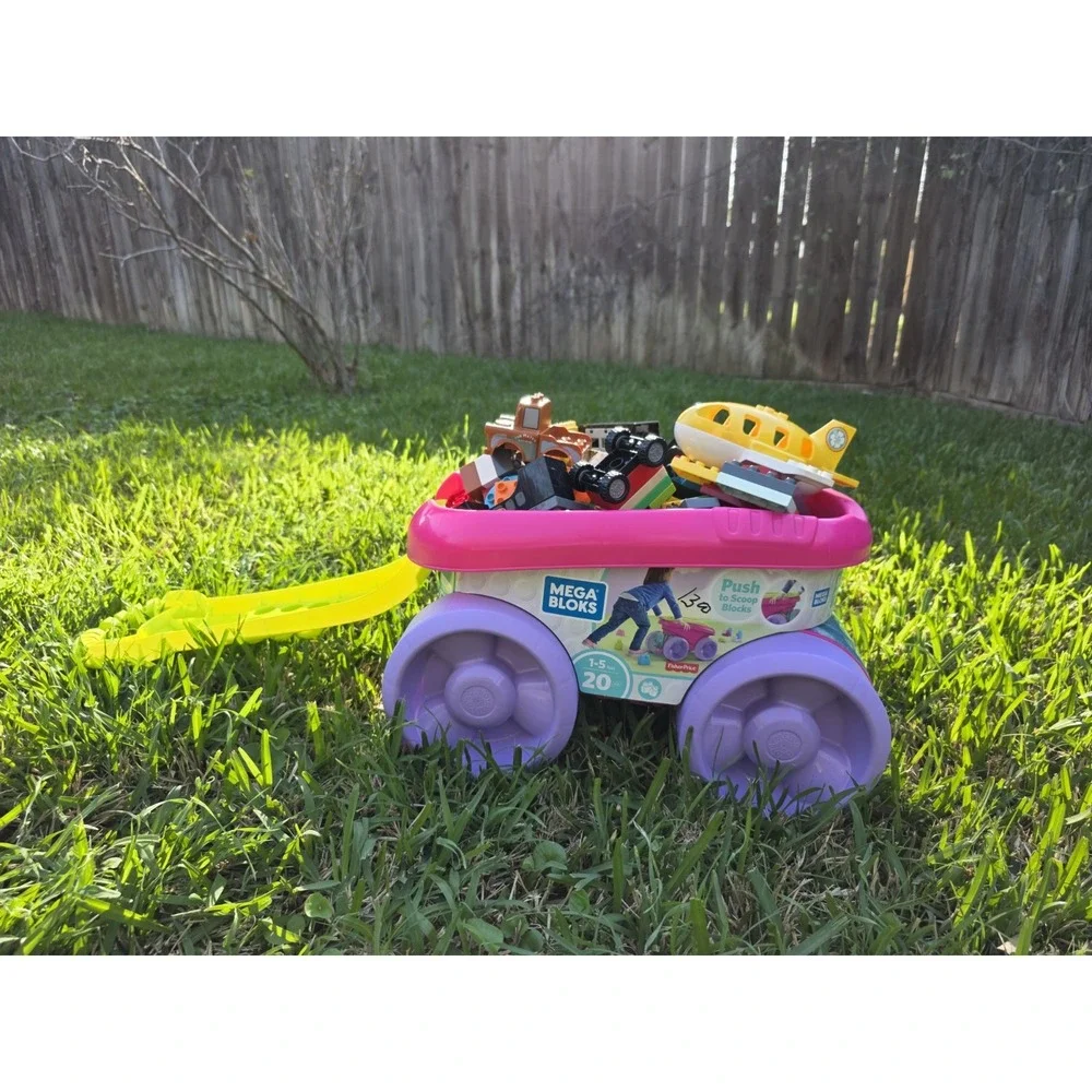 Fisher Price Mega Bloks Block Scooping Wagon Pink Purple Green Building Toy
